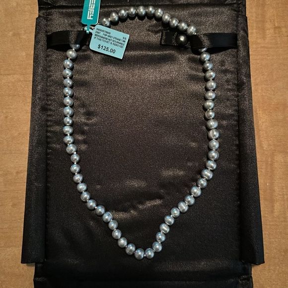 Effy NWT gray pearl necklace - Picture 1 of 4